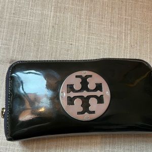 Tory Burch wallet